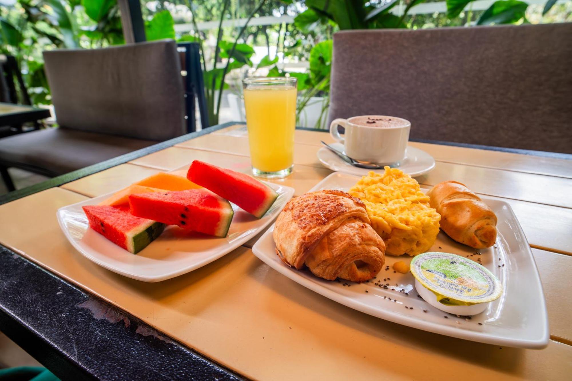 Ambar Hotel Boutique Кали Экстерьер фото